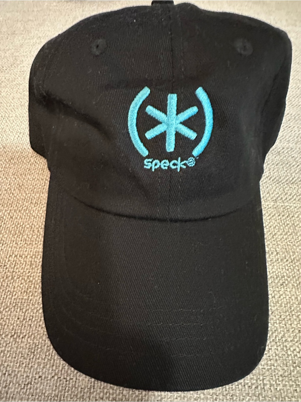 Speck Black Cap with Aqua Embroidered Logo, NWOT, adjustable silver metal slider